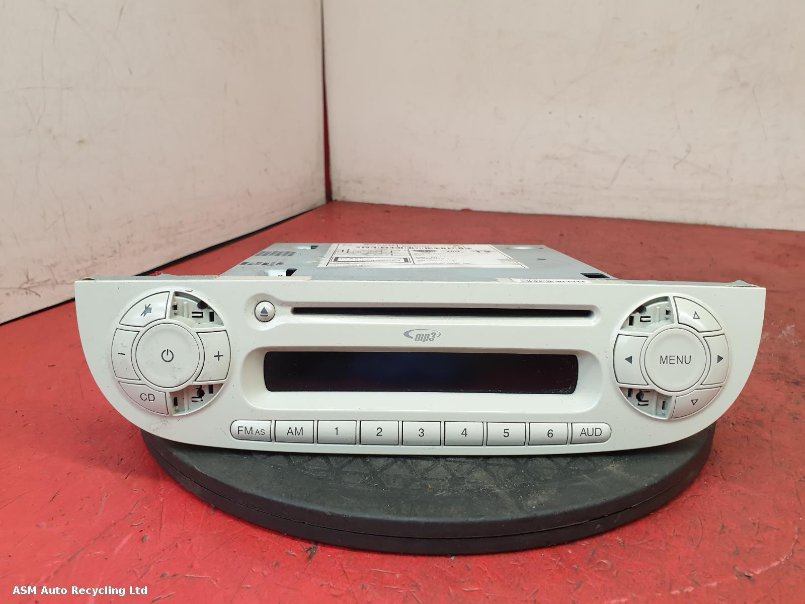 View Auto part A/V Equipment Fiat 500 2011