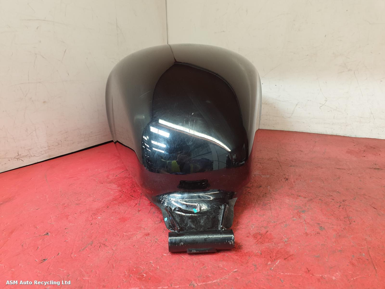 View Auto part Fuel Tank Triumph Bonneville 2016