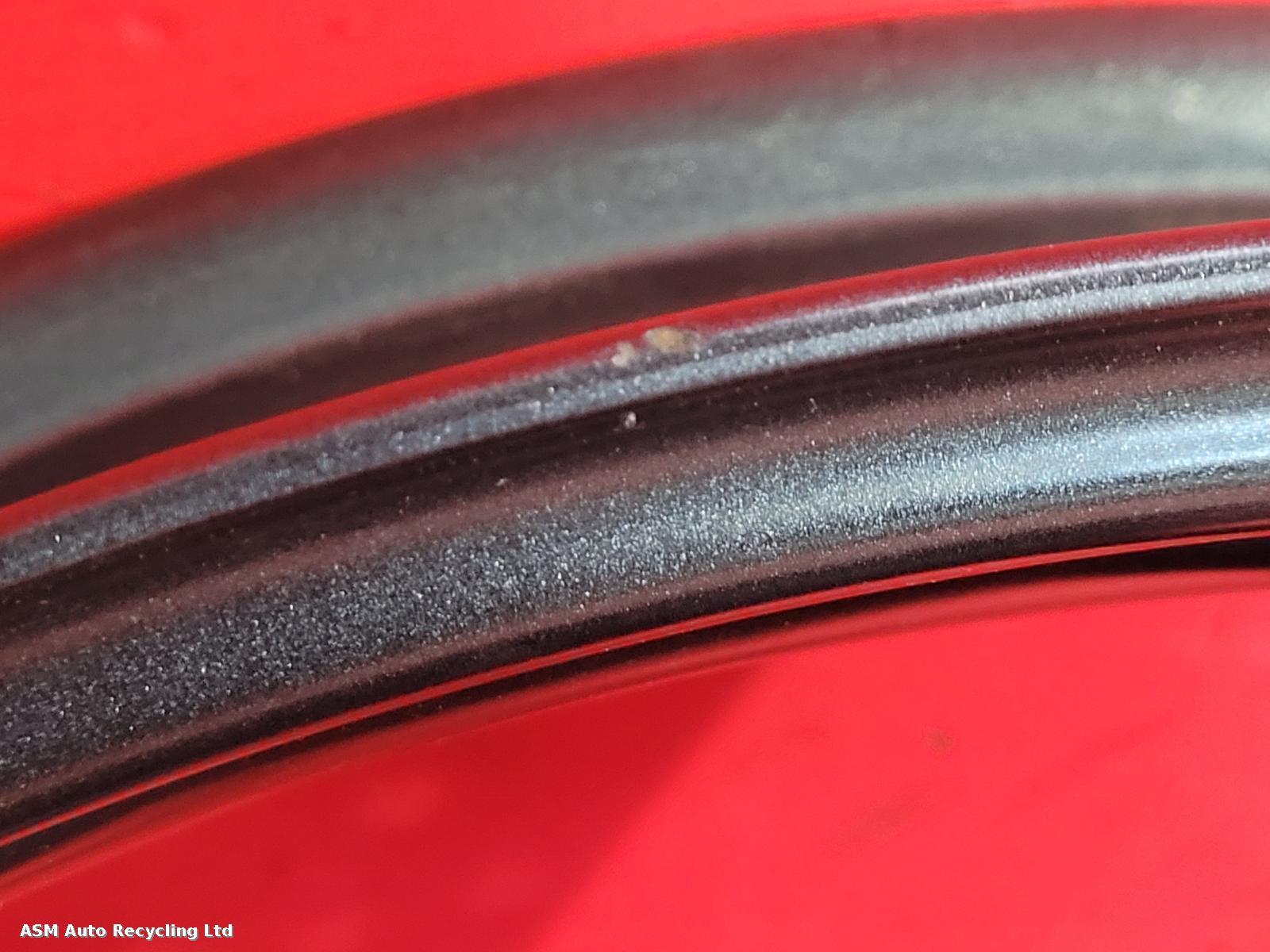 View Auto part Wheel Triumph Bonneville 2016