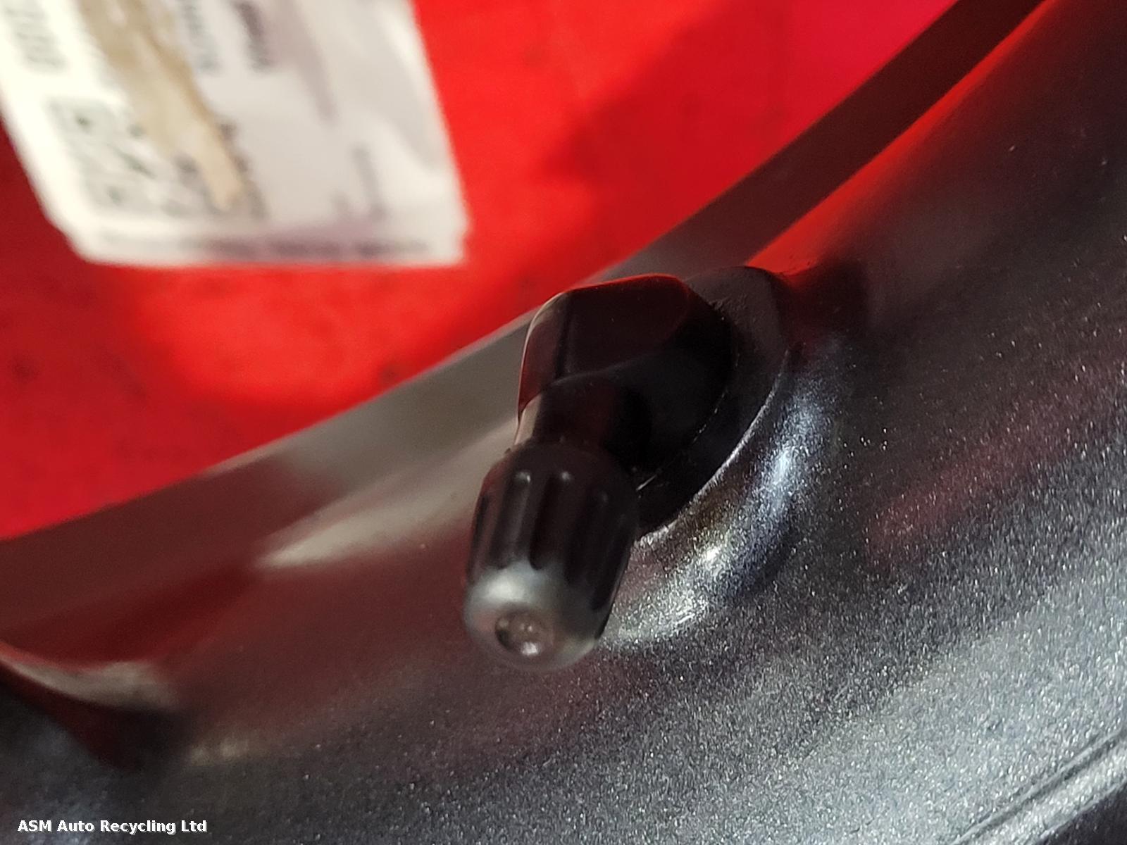View Auto part Wheel Triumph Bonneville 2016