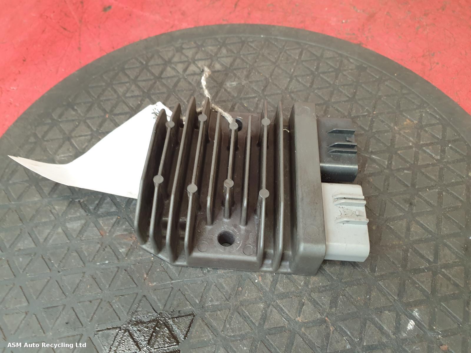 View Auto part Regulator/Rectifier Triumph Bonneville 2016