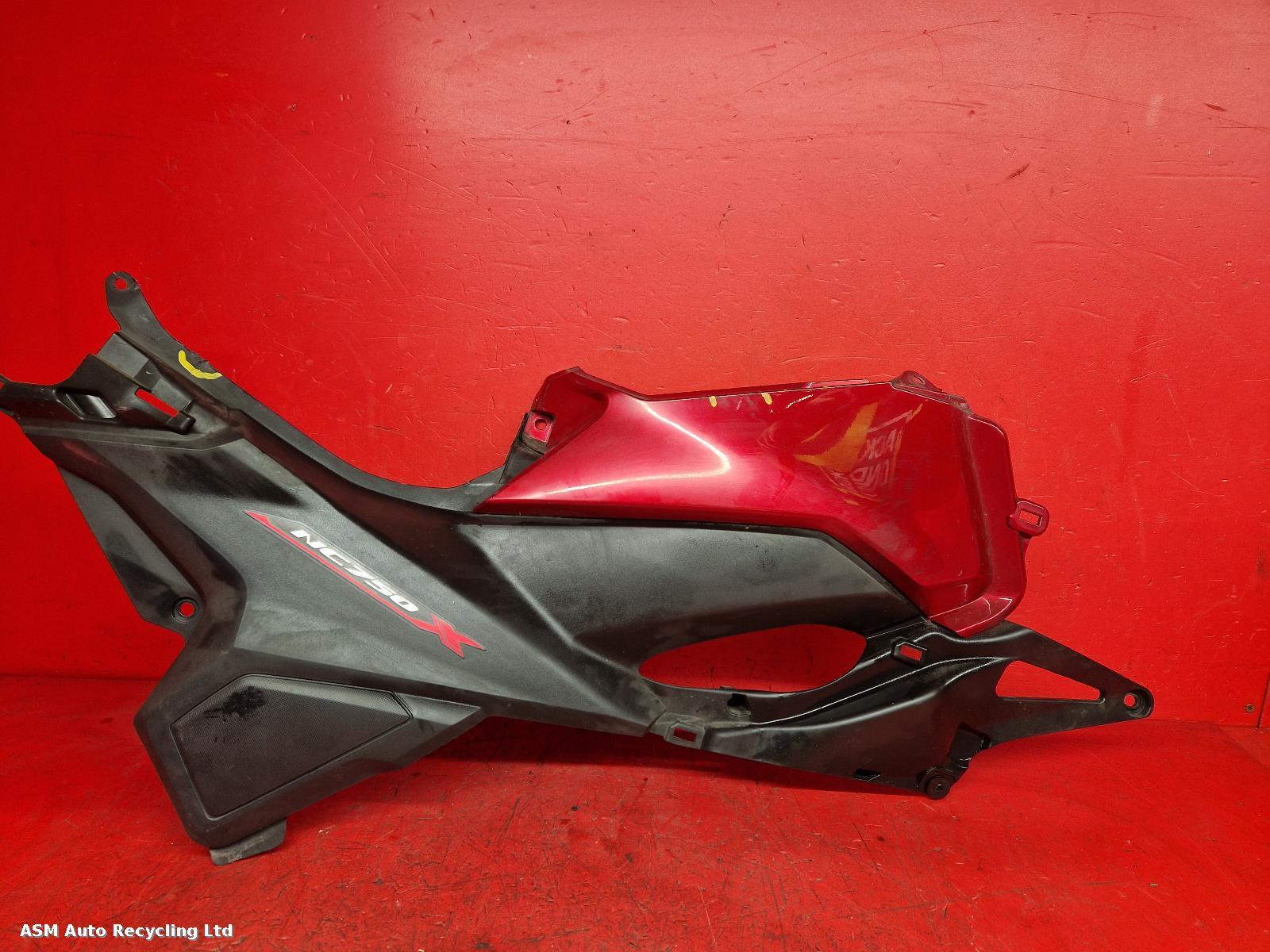 View Auto part Side Panel Right Honda Nc 750 2018