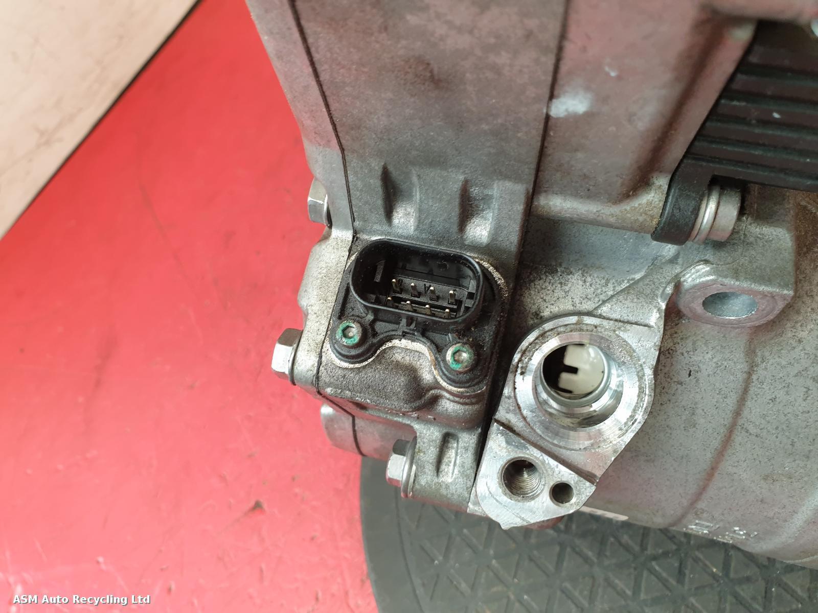 View Auto part Compressor Mercedes S Class 2018