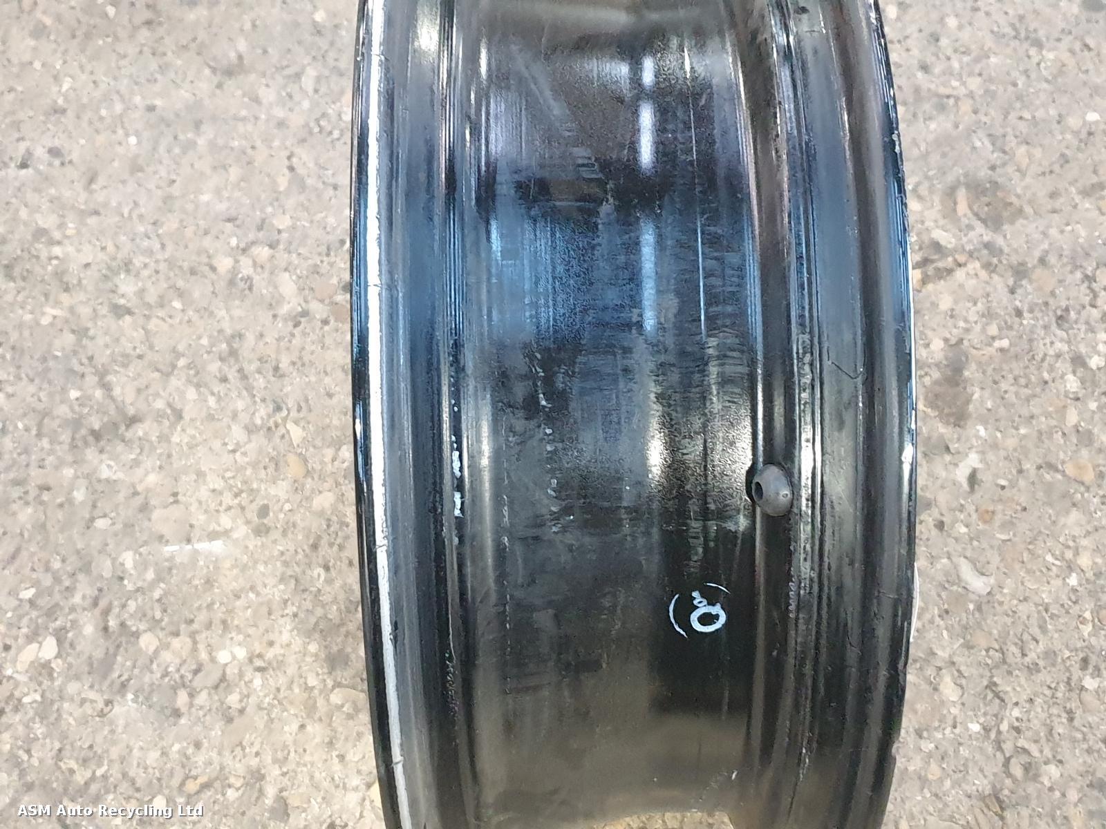 View Auto part Wheel Citroen C4 Cactus 2015
