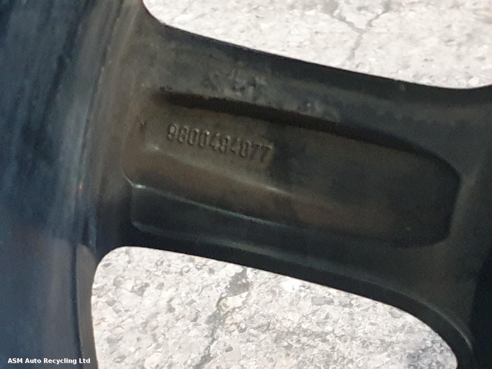 View Auto part Wheel Citroen C4 Cactus 2015
