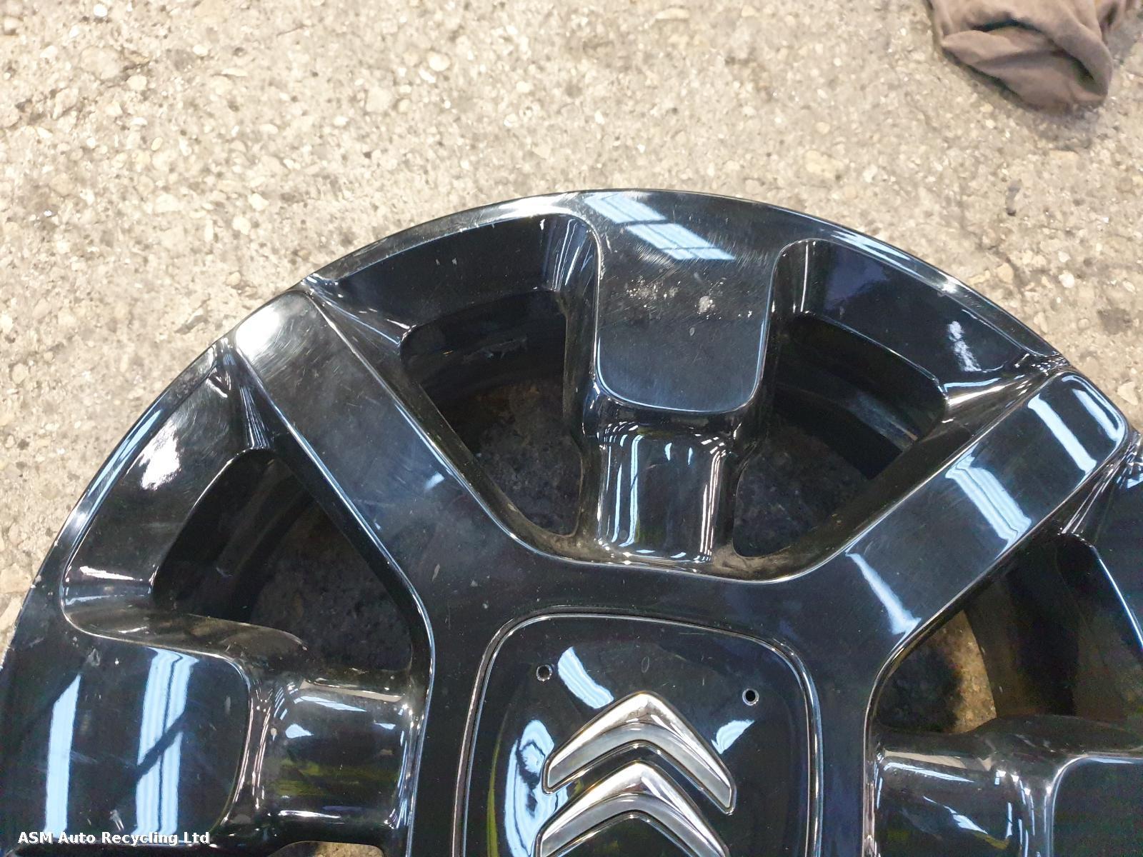 View Auto part Wheel Citroen C4 Cactus 2015