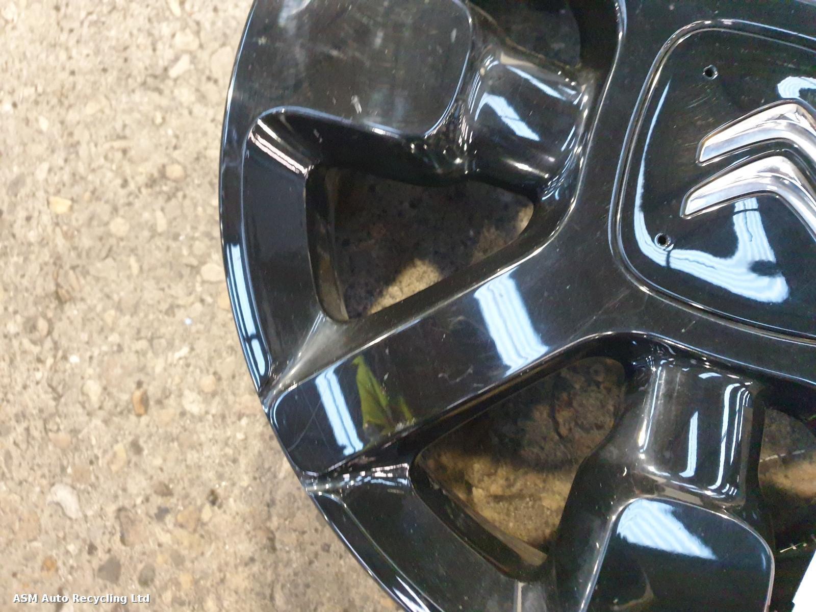 View Auto part Wheel Citroen C4 Cactus 2015