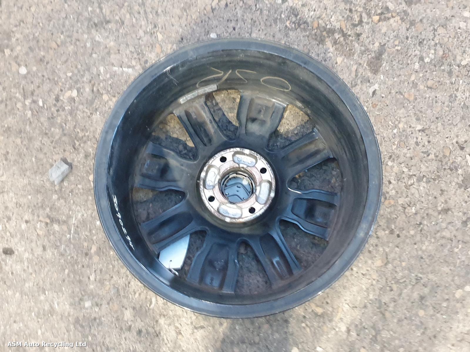 View Auto part Wheel Citroen C4 Cactus 2015