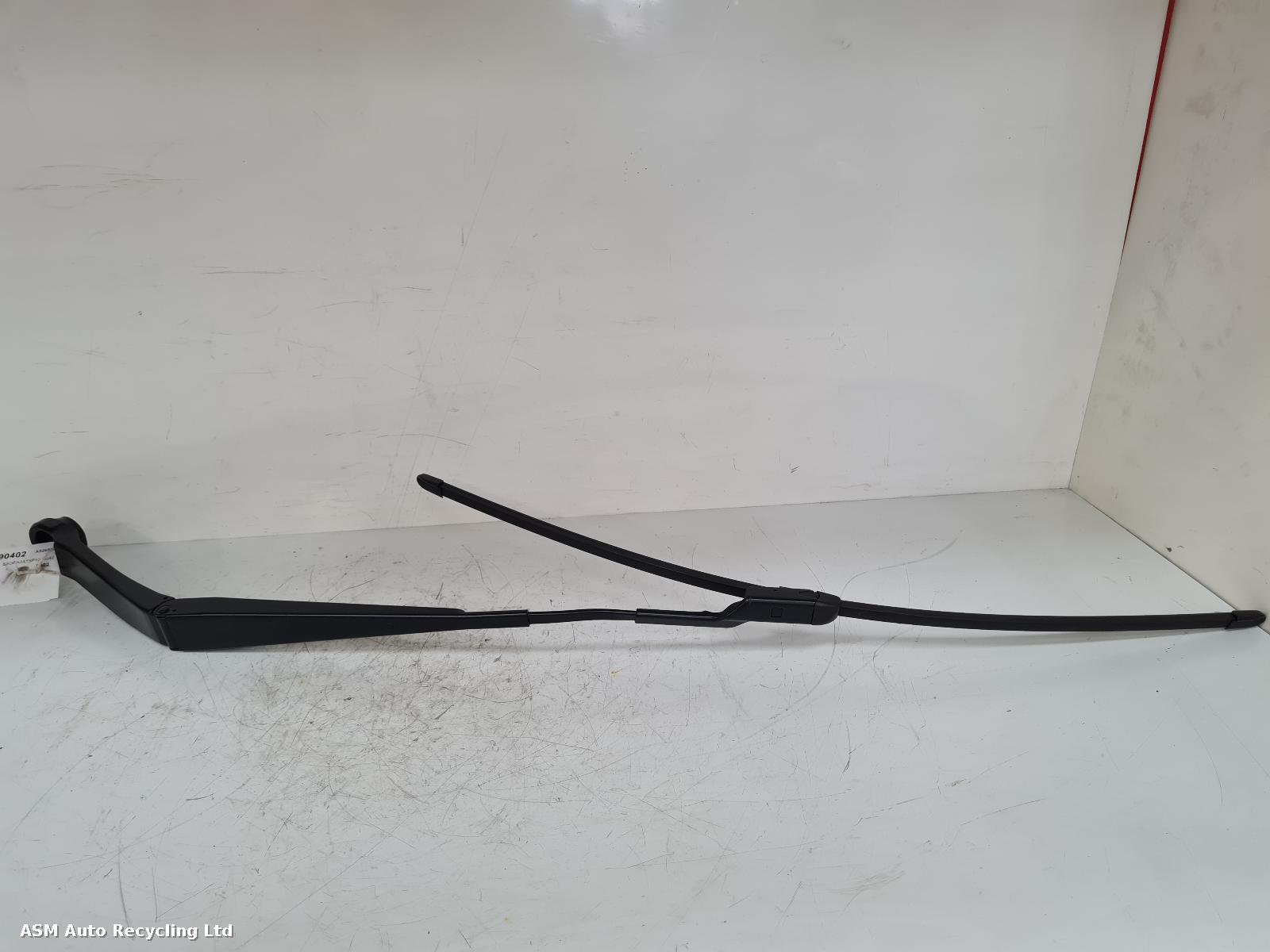 View Auto part Wiper Arm Jaguar E Pace 2022