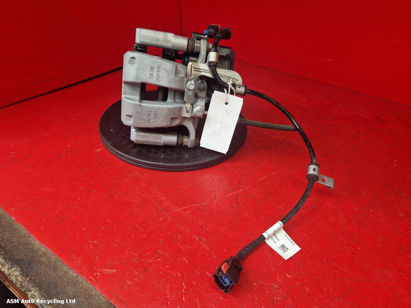View Auto part Caliper Tesla Model 3 2021