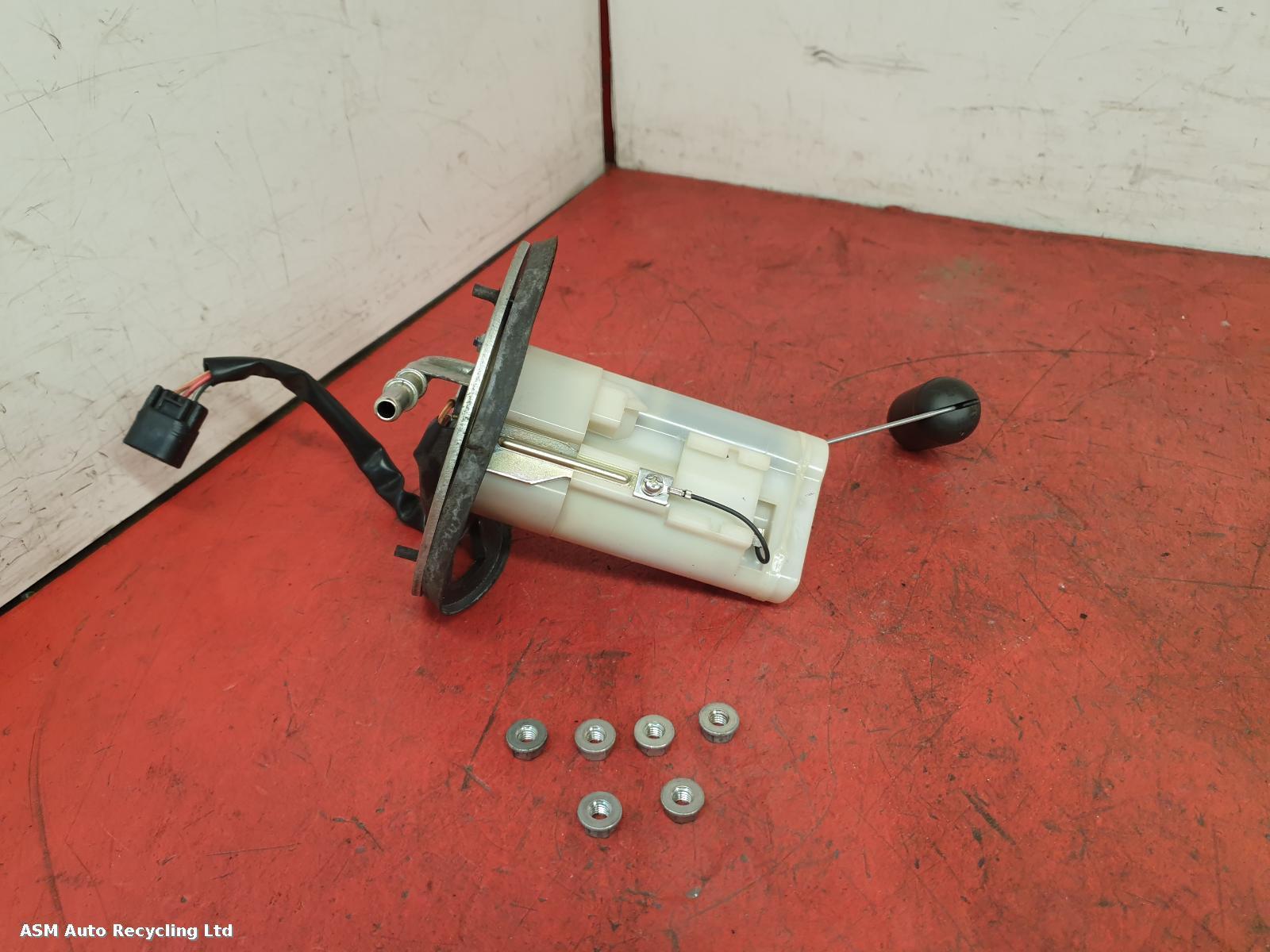 View Auto part Fuel Pump Honda Cbr 500 2016