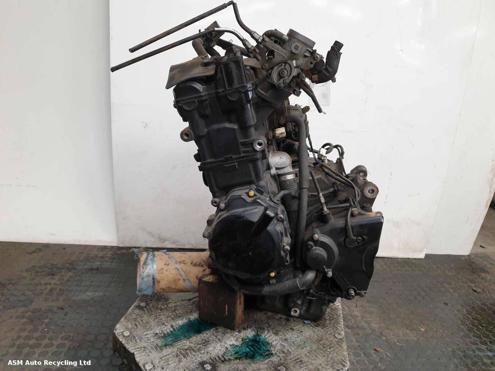 View Auto part Engine Suzuki Gsr 750 2011