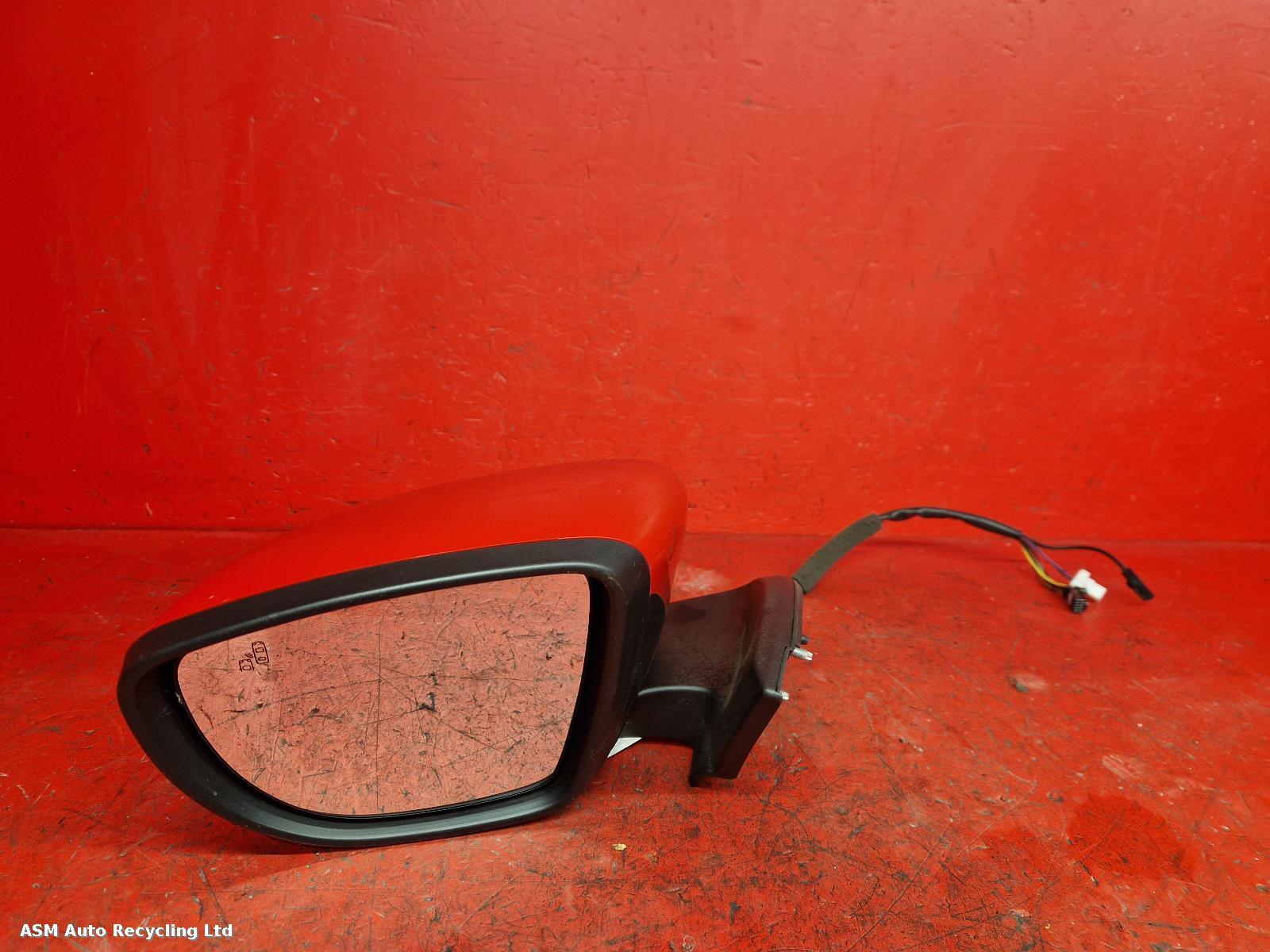 View Auto part L Door Mirror Nissan Leaf 2022