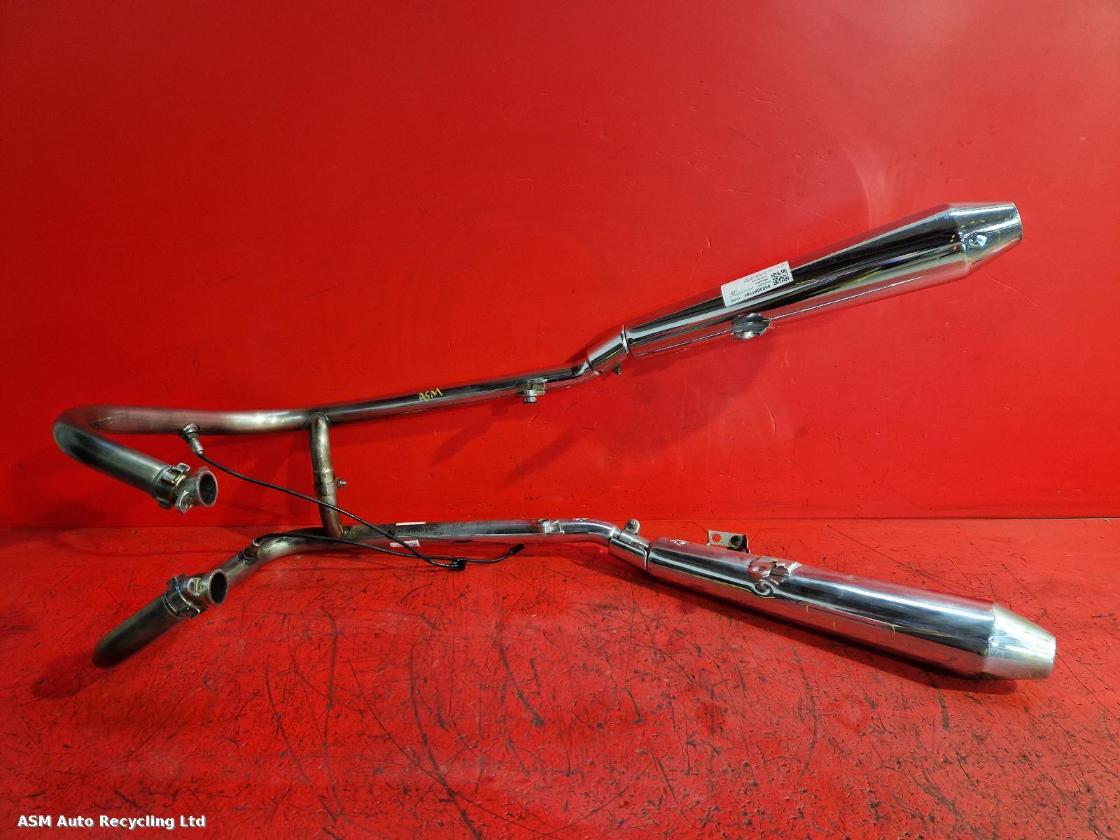 View Auto part Exhaust System Triumph Thruxton 2015