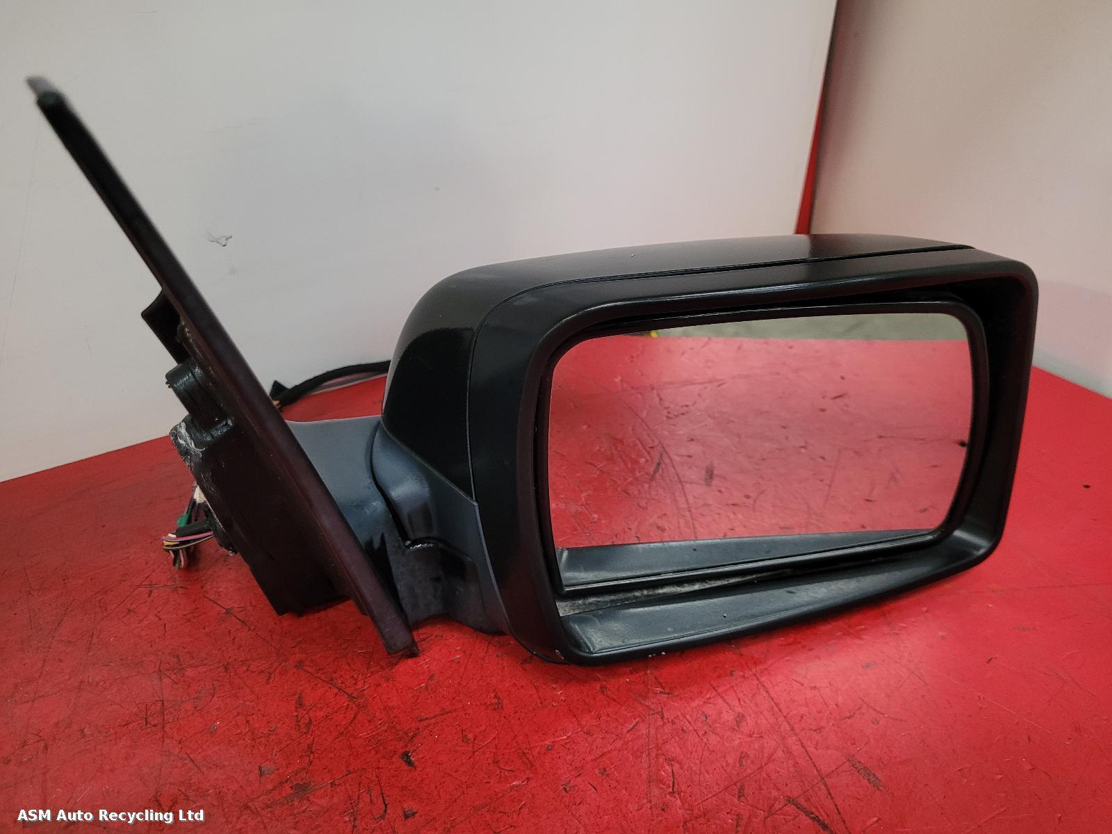 View Auto part R Door Mirror Land Rover Range Rover 2002