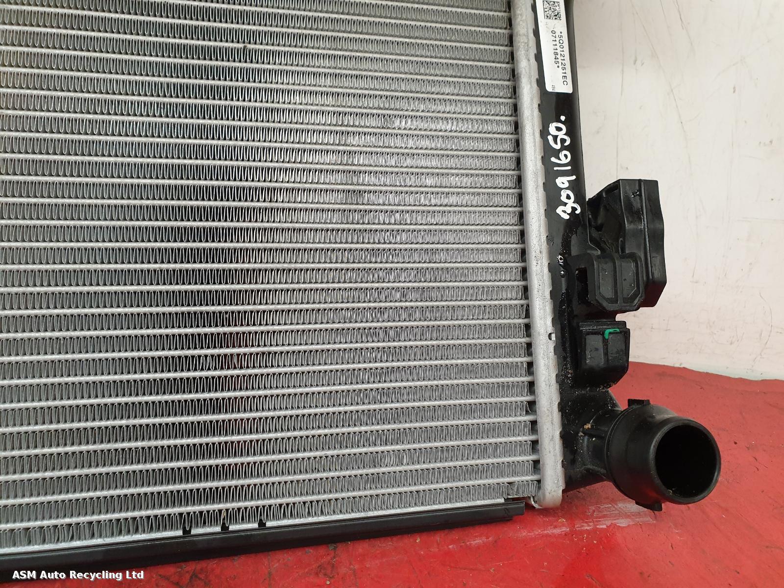 View Auto part Radiator Volkswagen T-roc 2019