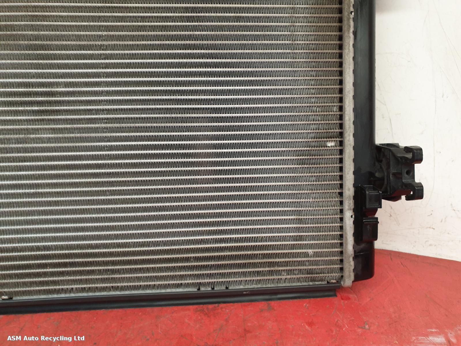 View Auto part Radiator Volkswagen T-roc 2019