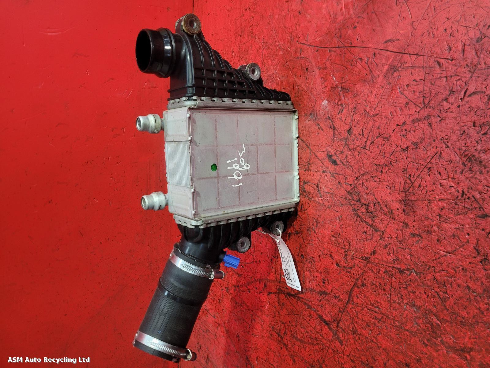 View Auto part Intercooler Jaguar E Pace 2024