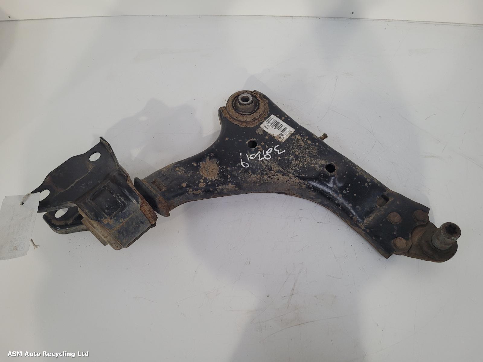 View Auto part RF Lower Control Arm Jaguar E Pace 2024