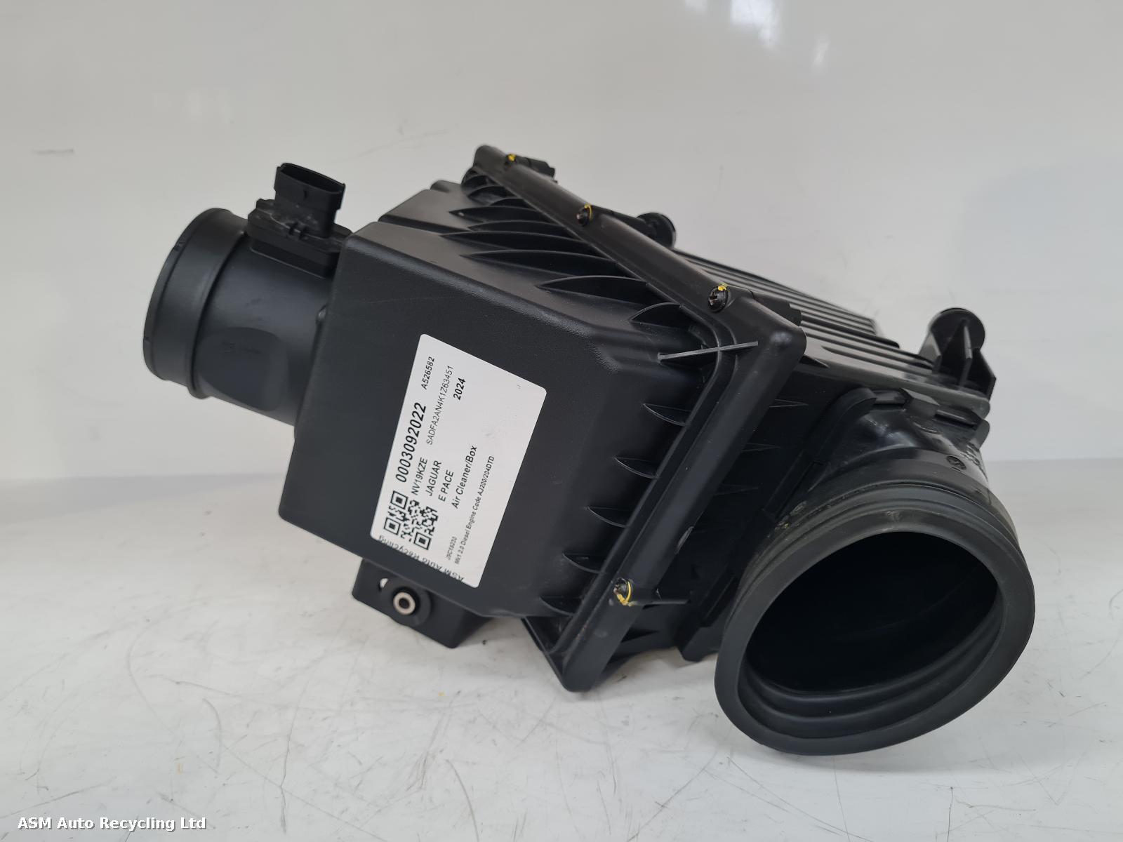 View Auto part Air Cleaner/Box Jaguar E Pace 2024