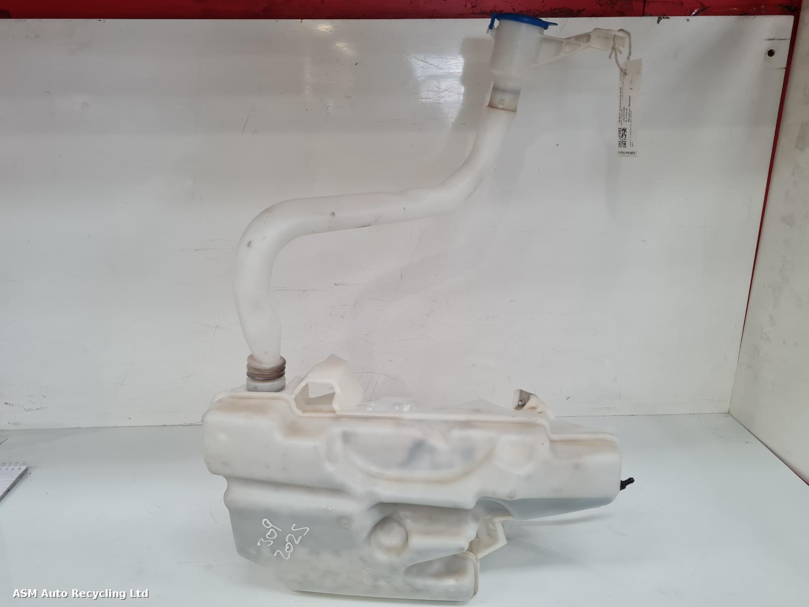 View Auto part Washer Bottle Jaguar E Pace 2024