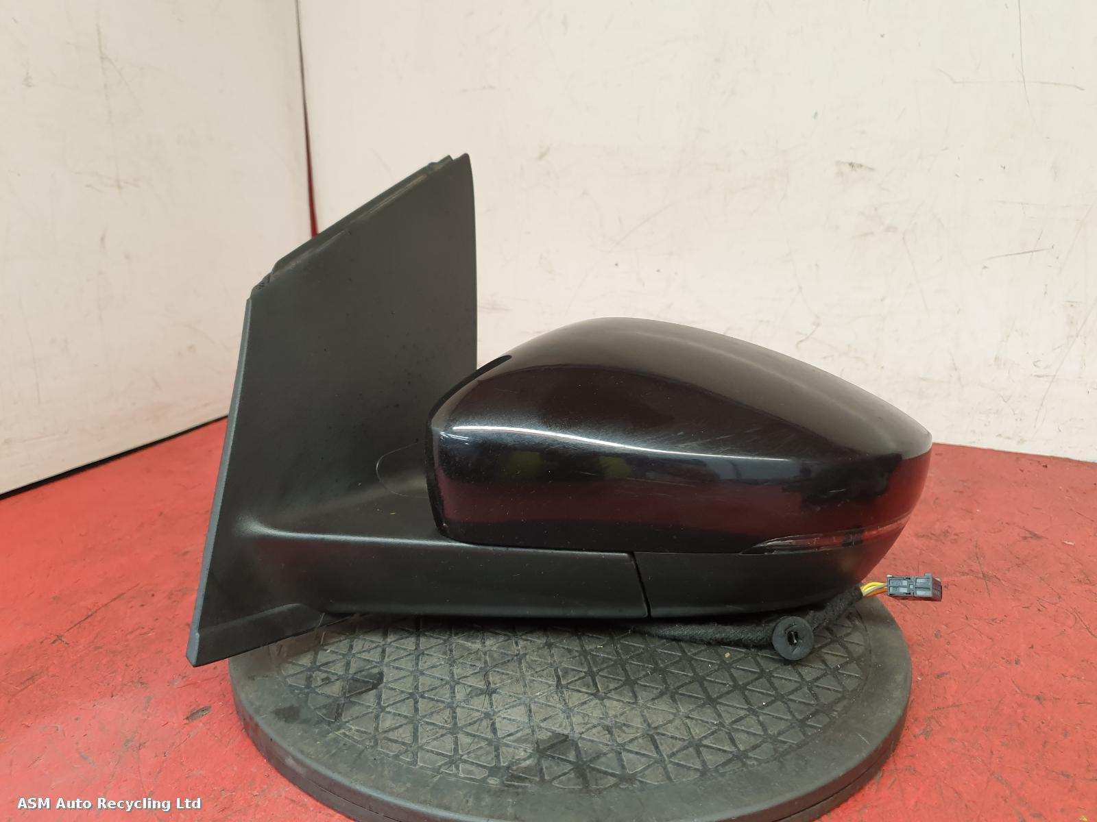View Auto part L Door Mirror Volkswagen Polo 2016