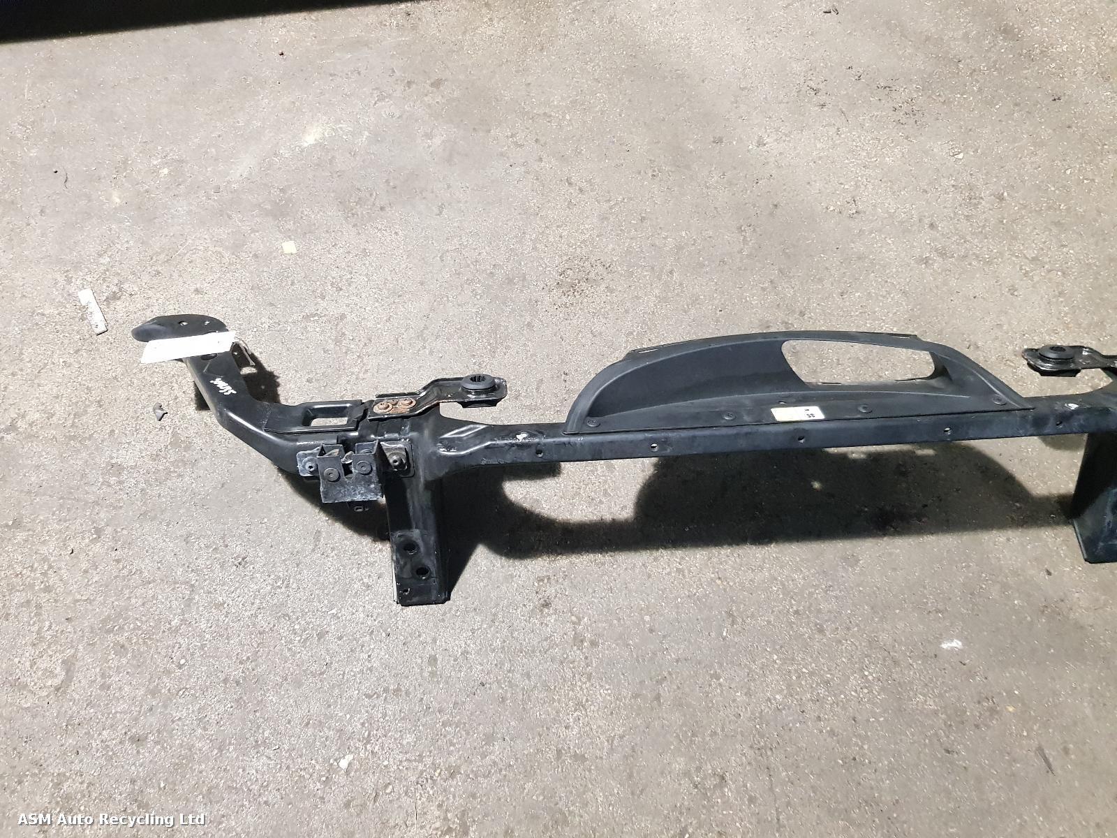 View Auto part Front Panel Jaguar F-pace 2016