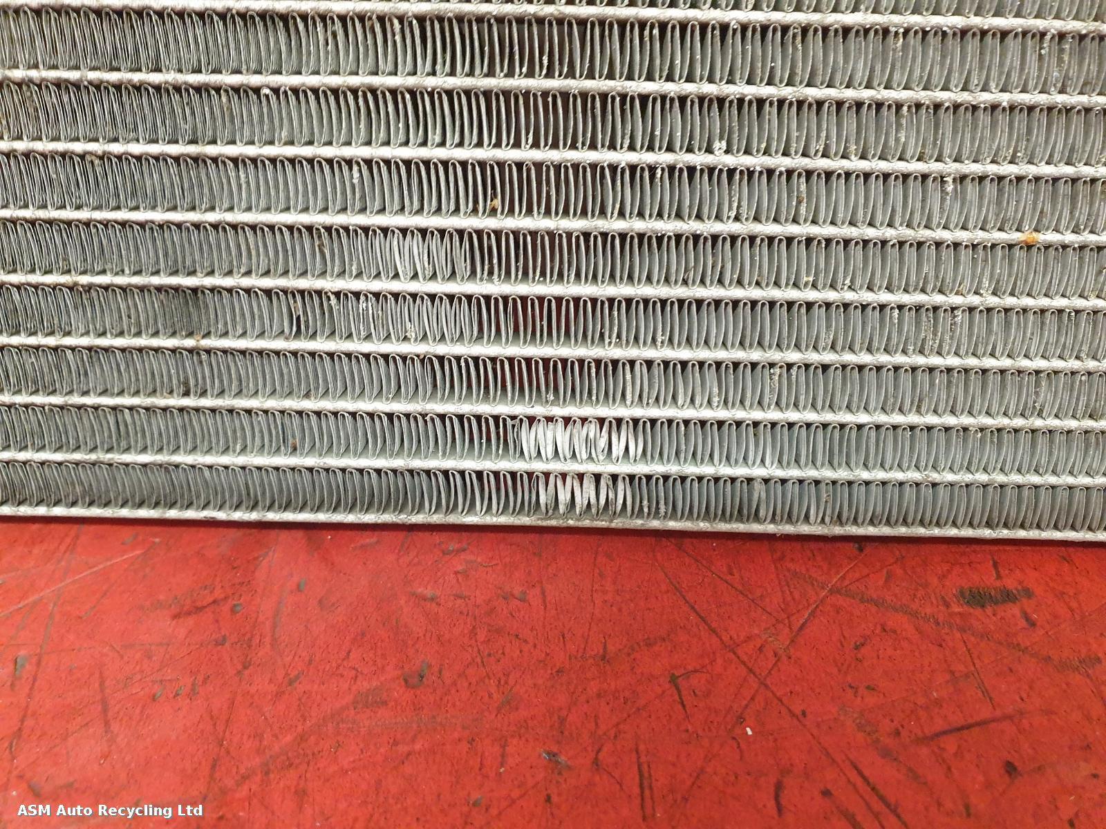View Auto part Condenser Jaguar F-pace 2016