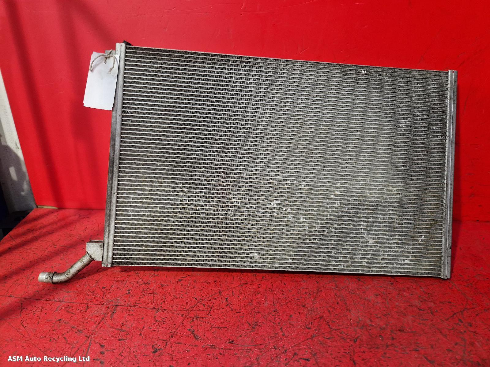 View Auto part Radiator Jaguar F-pace 2016