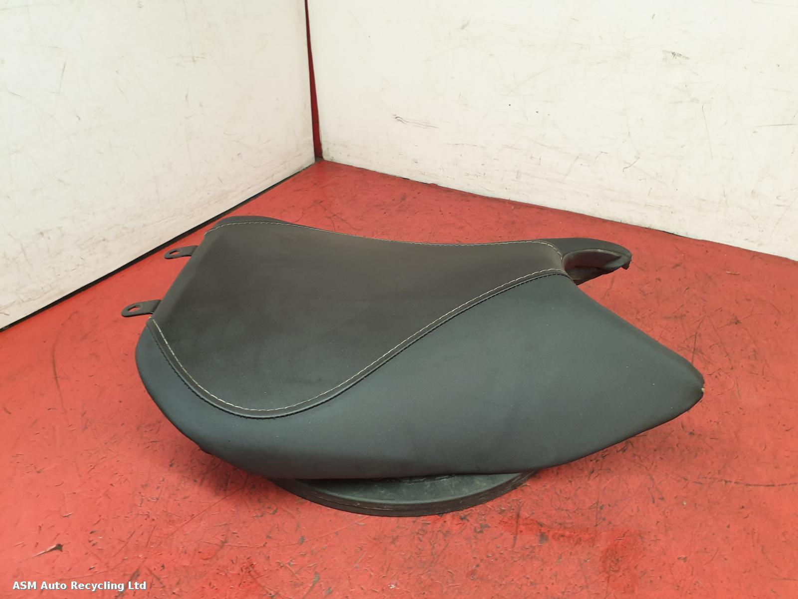 View Auto part Front Seat Benelli Bn 125 2023