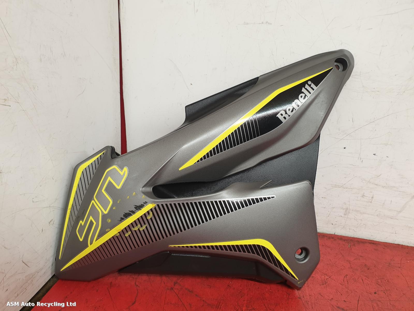 View Auto part LH Middle Fairing Benelli Bn 125 2023