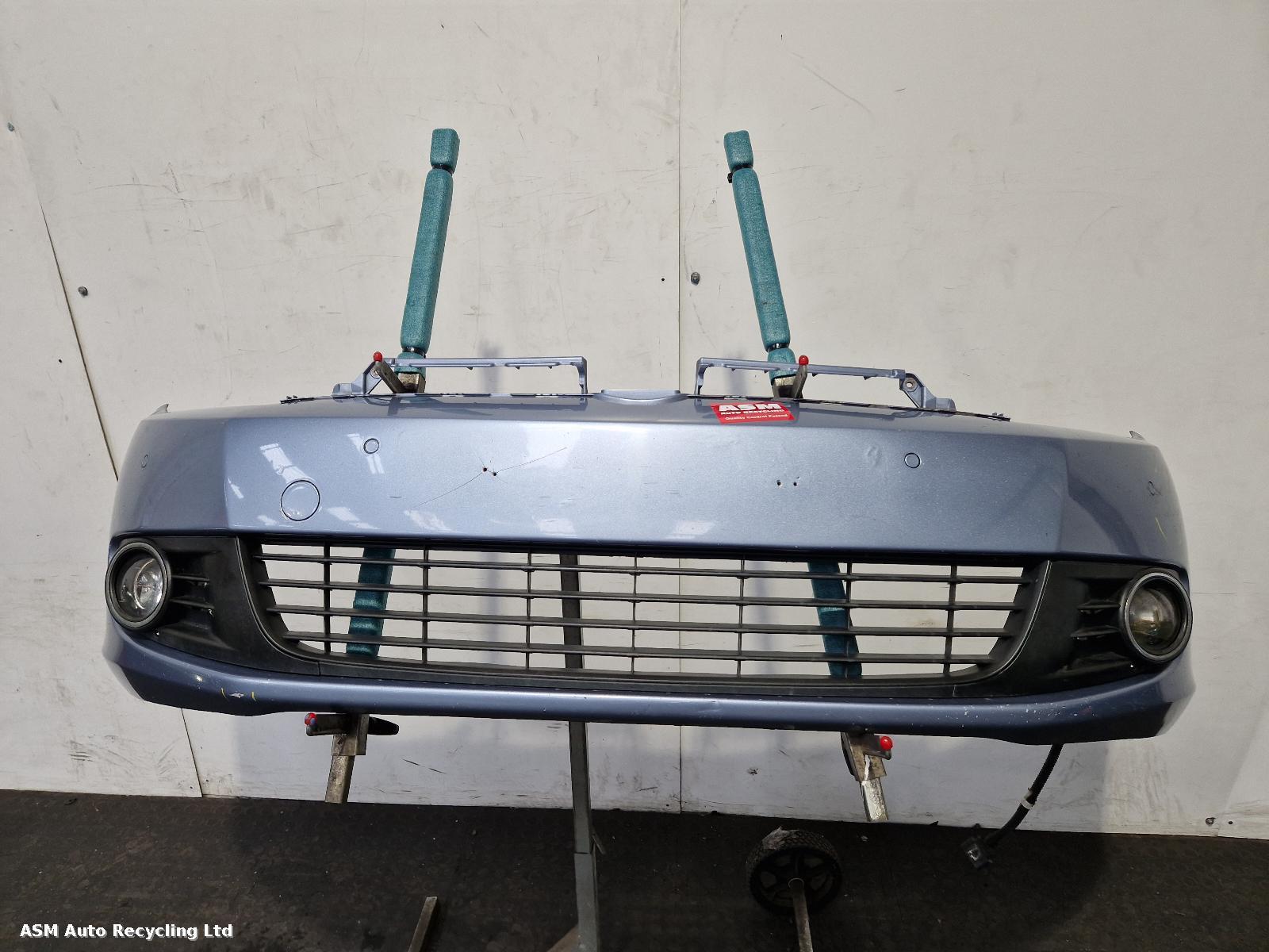 View Auto part Front Bumper Volkswagen Golf 2009