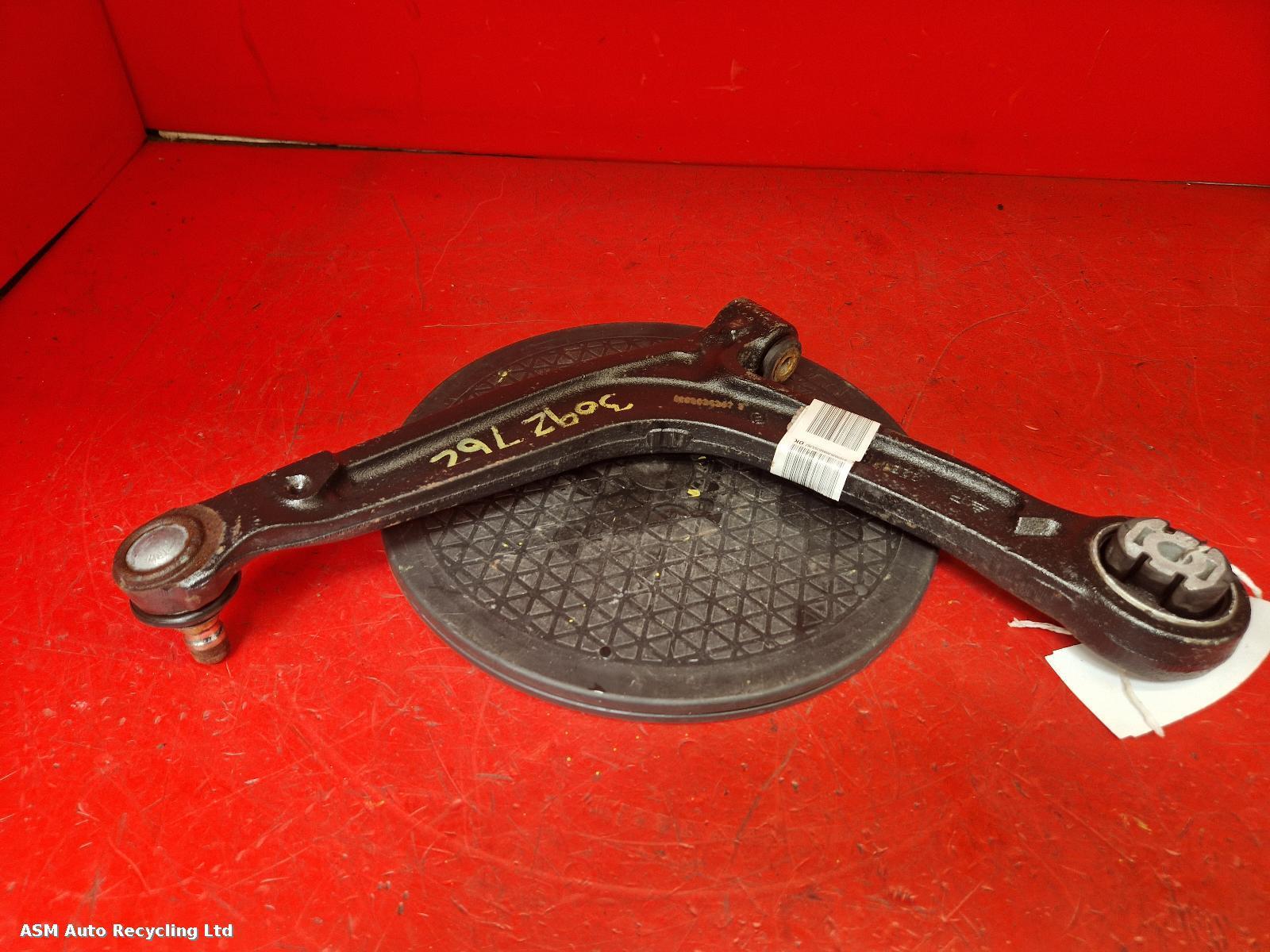 View Auto part RF Lower Control Arm Fiat 500 2022