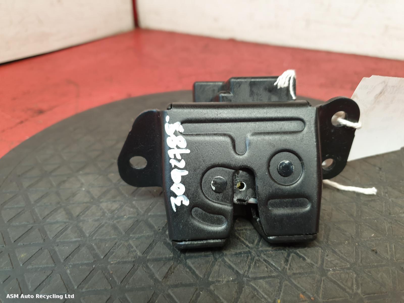 View Auto part Bootlid/Tailgate Lock Kia Venga 2015