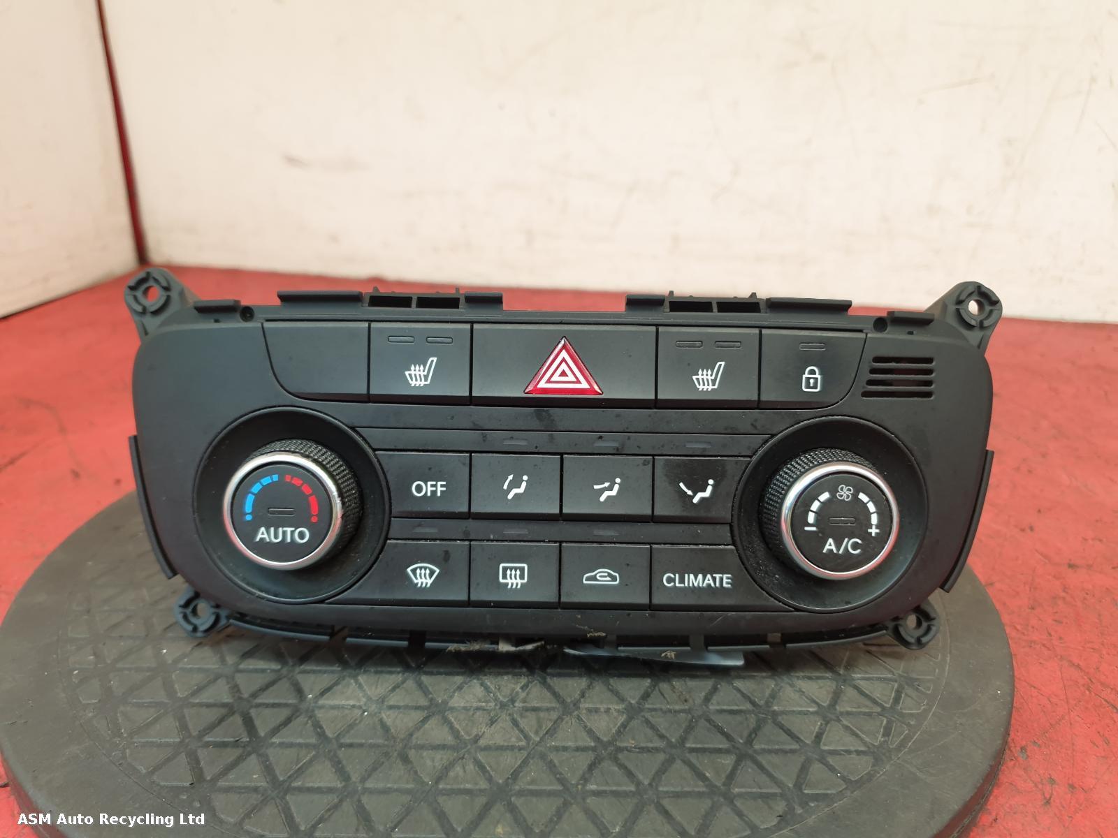 View Auto part Heater/AC Controller Kia Venga 2015