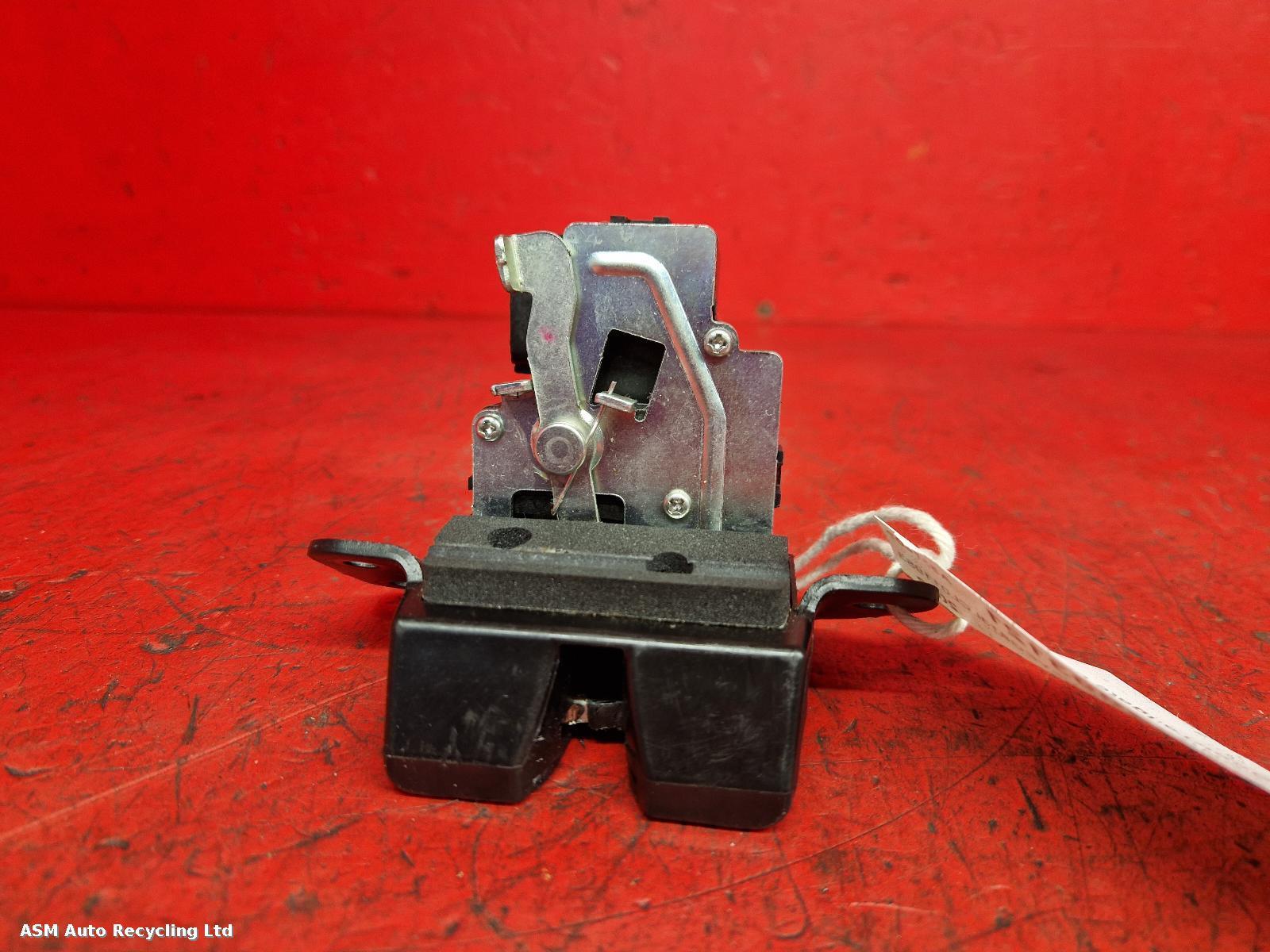 View Auto part Bootlid/Tailgate Lock Kia Venga 2012