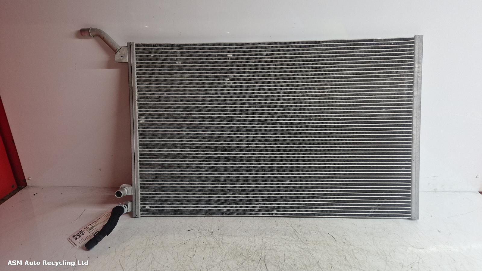 View Auto part Radiator Jaguar F-pace 2023