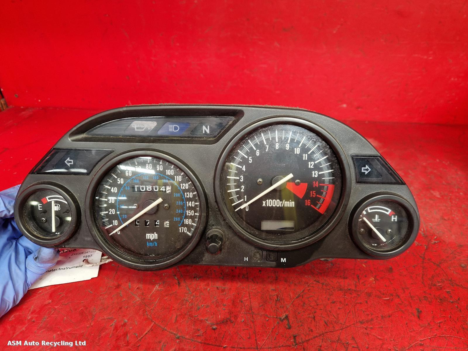 View Auto part Speedometer Kawasaki Zx 600 1997