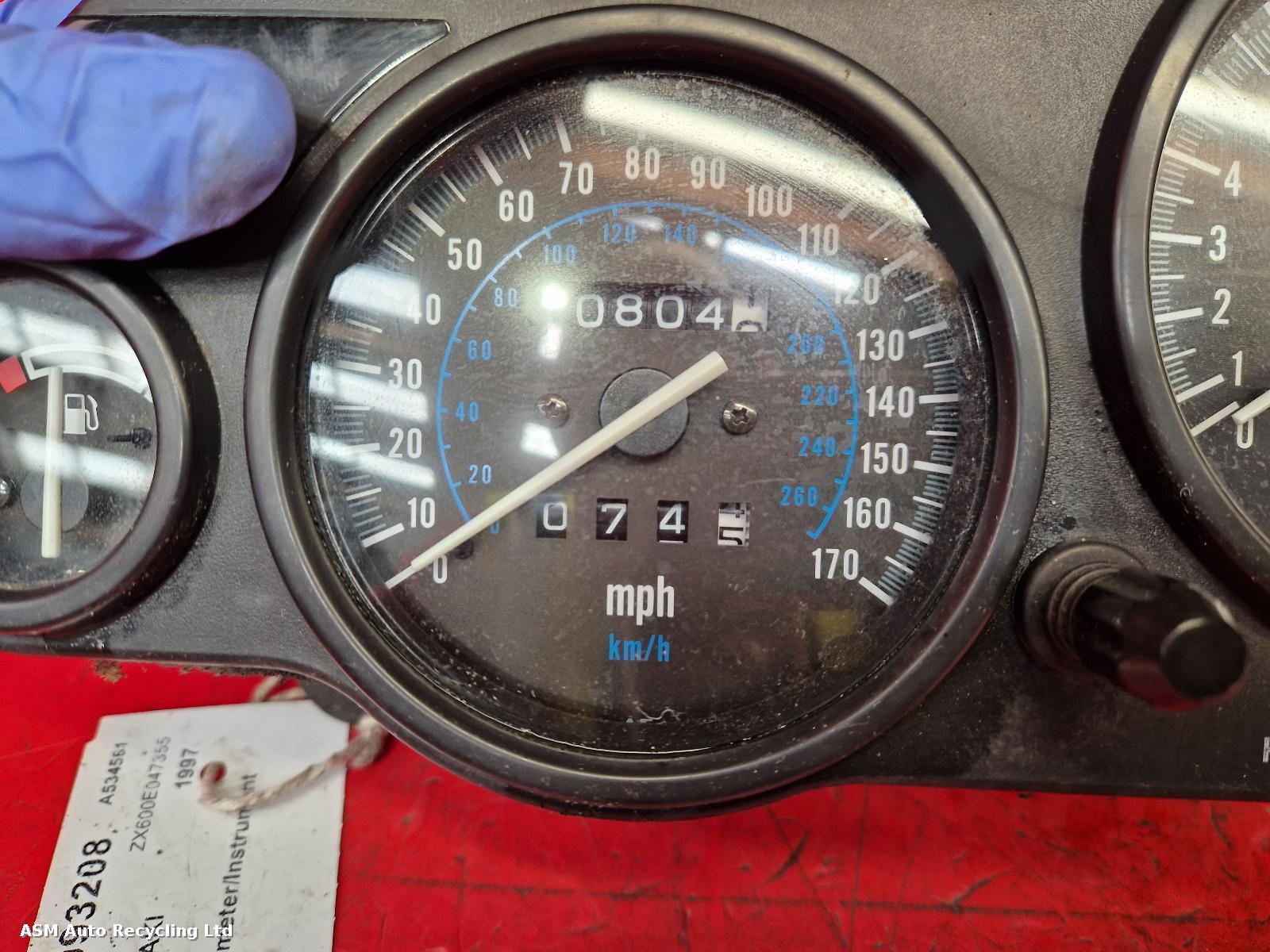 View Auto part Speedometer Kawasaki Zx 600 1997