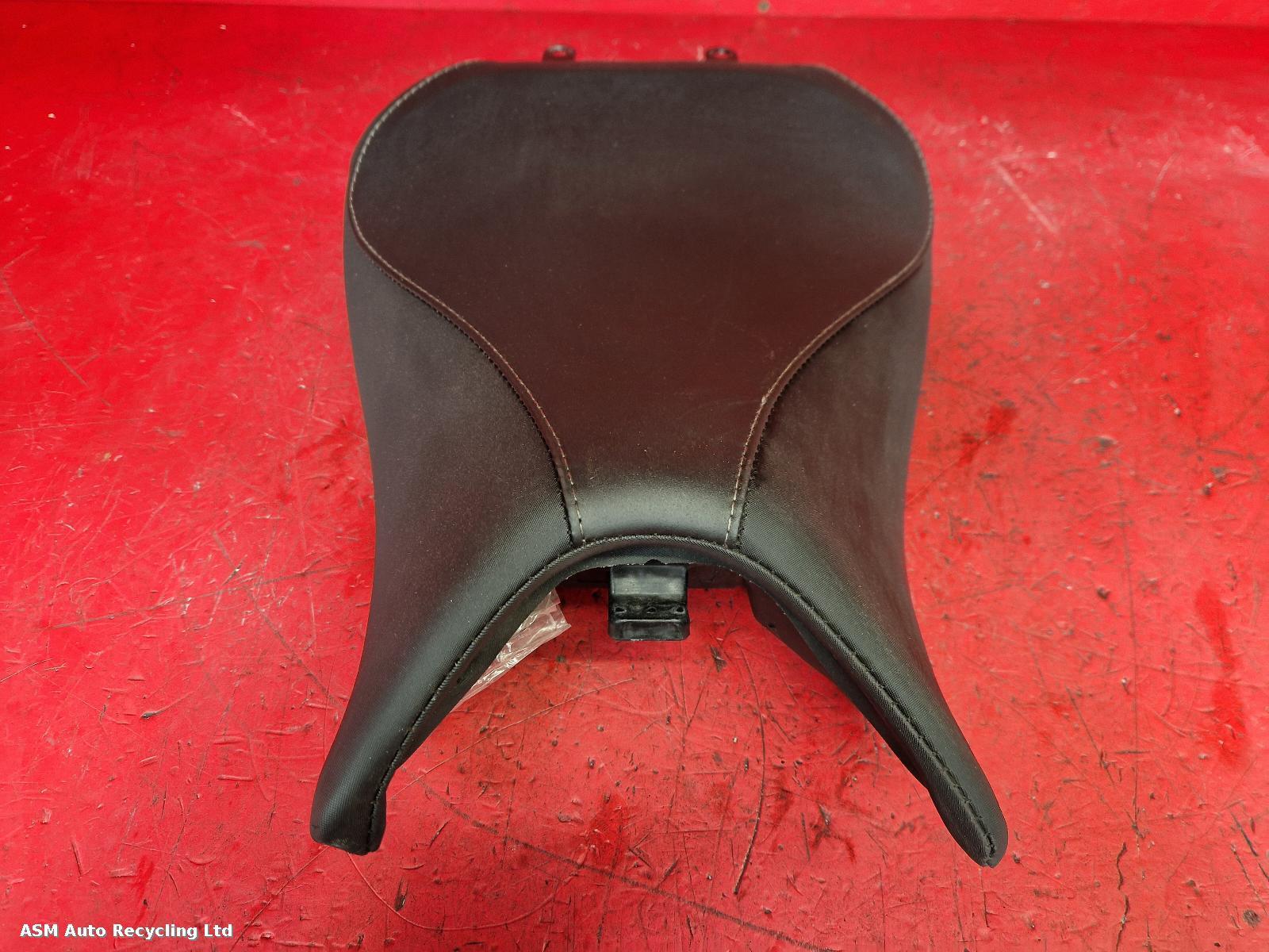 View Auto part Front Seat Benelli Bn 125 2022