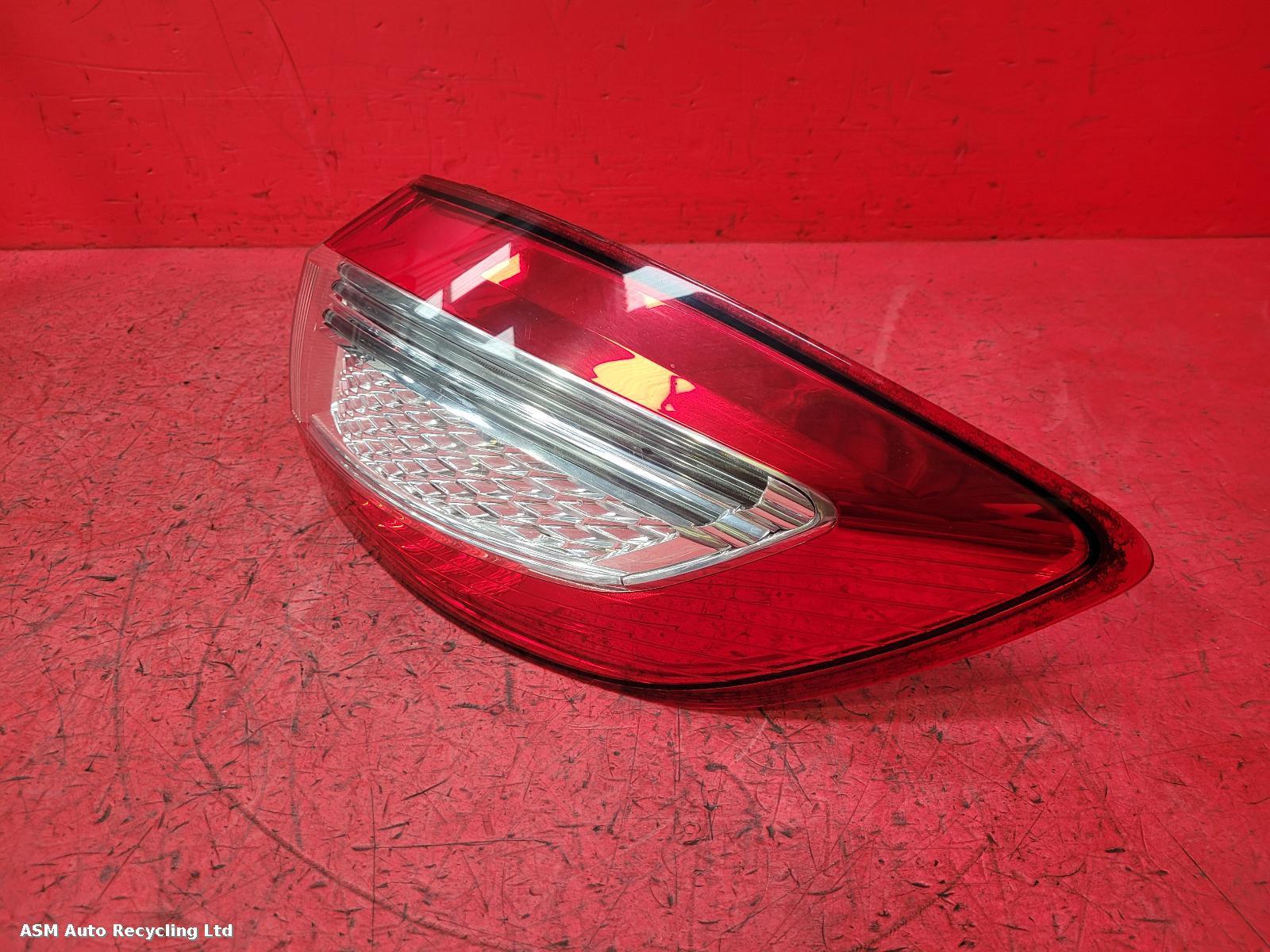 View Auto part R Taillight Ford Mondeo 2012