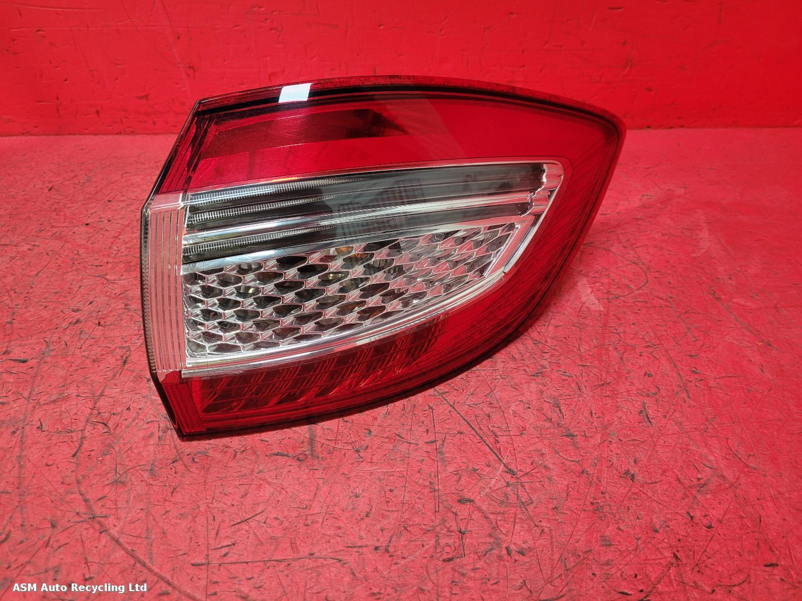 View Auto part R Taillight Ford Mondeo 2012