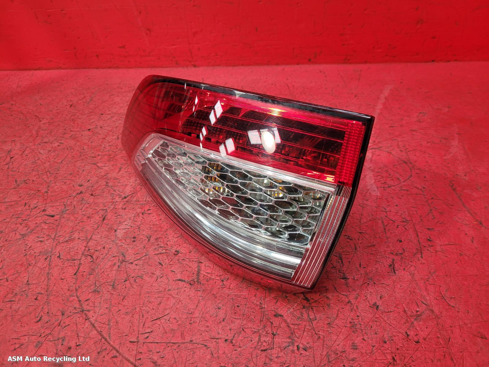 View Auto part R Taillight Ford Mondeo 2012