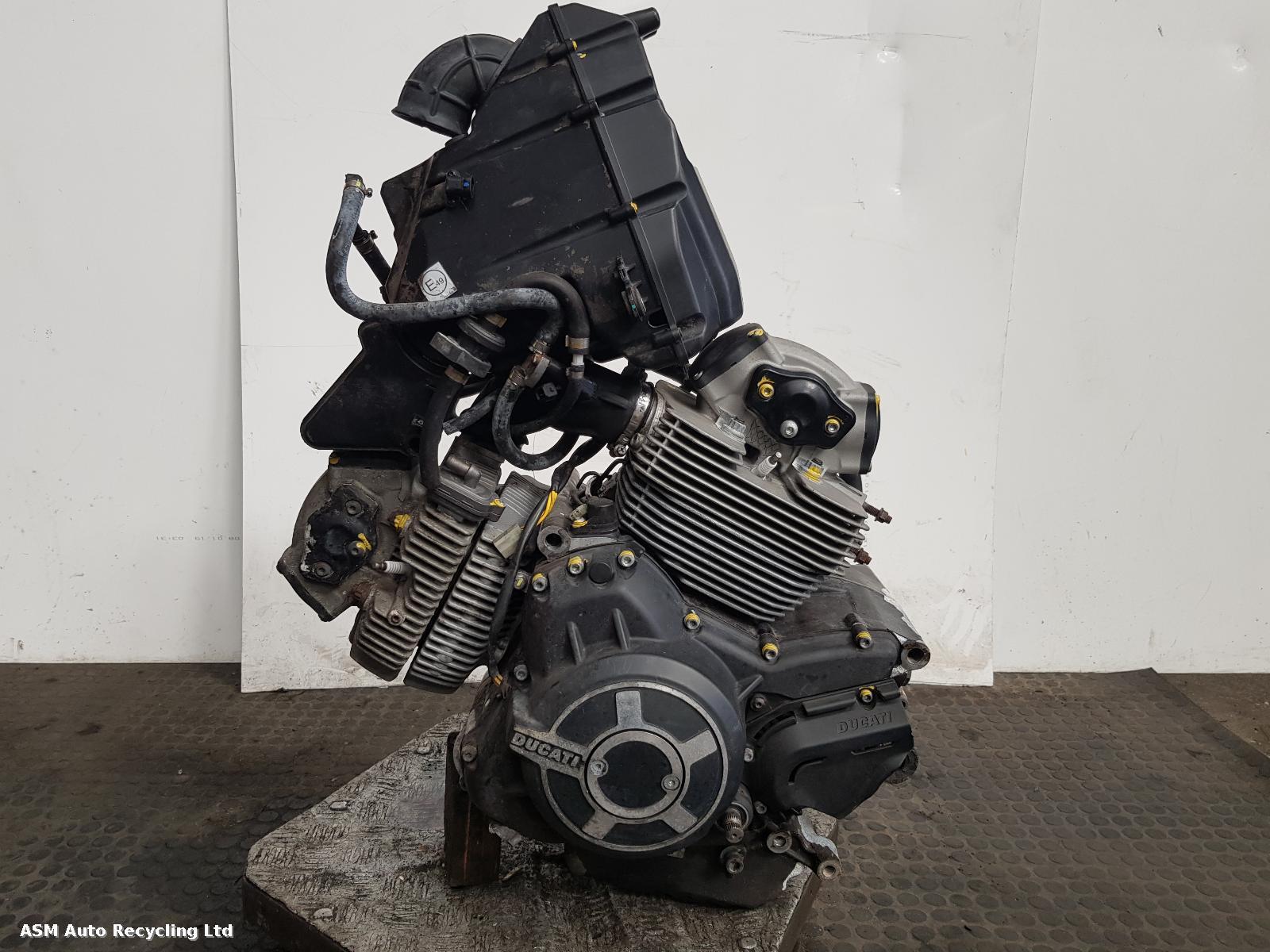 View Auto part Engine Ducati Scrambler Sixty2 2016