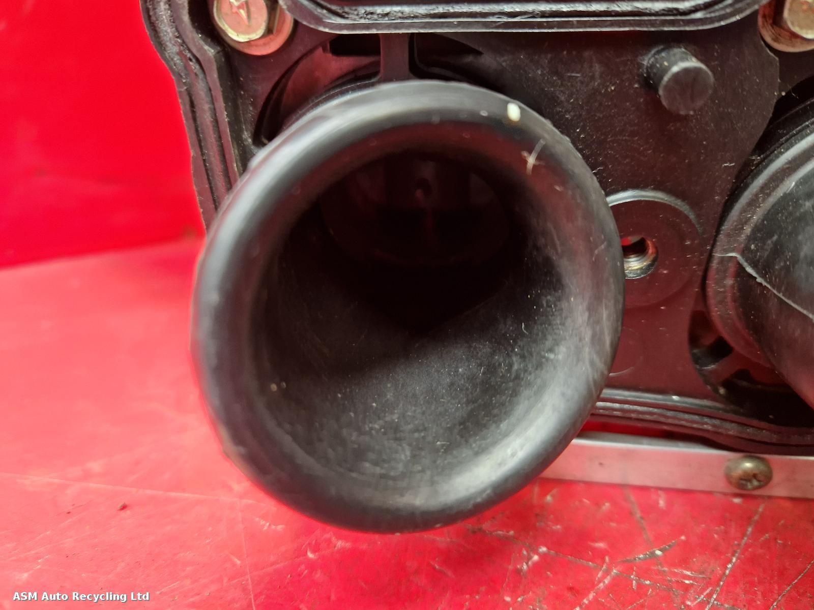 View Auto part Carburettor Kawasaki Zx 600 1997