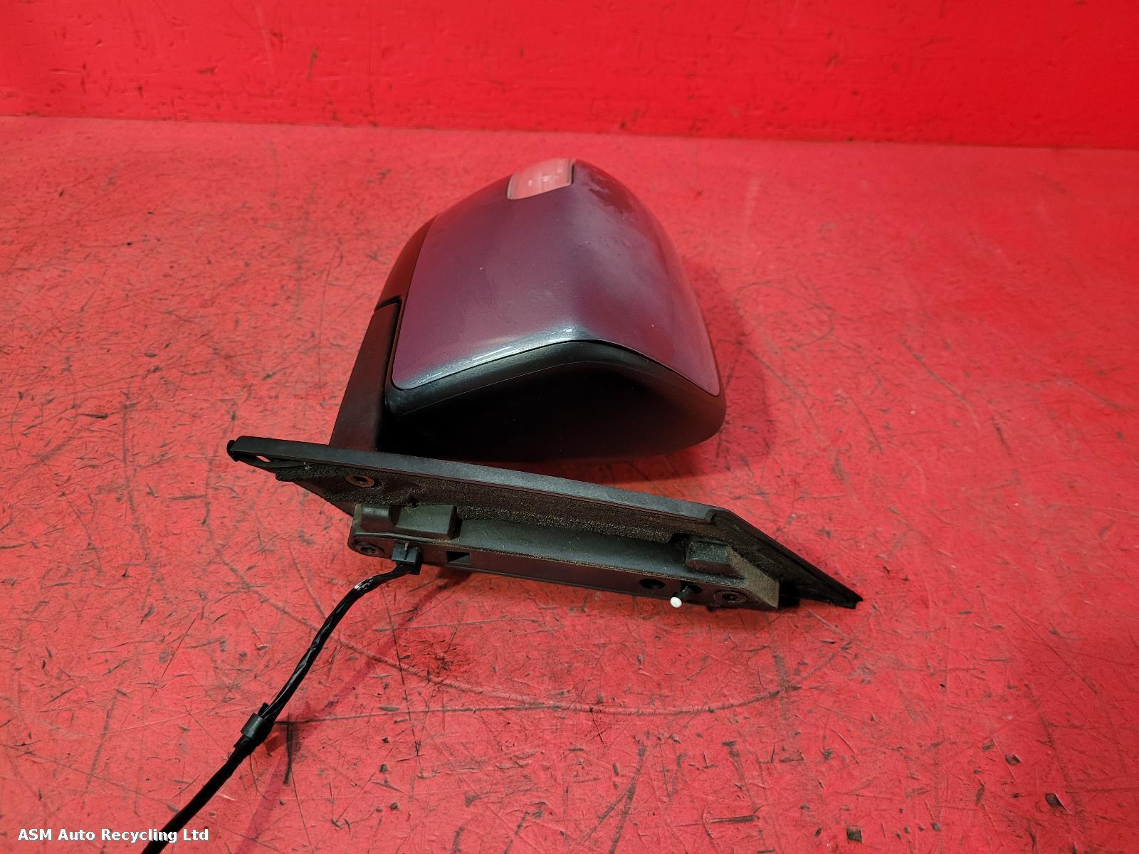 View Auto part R Door Mirror Mazda Cx-7 2007