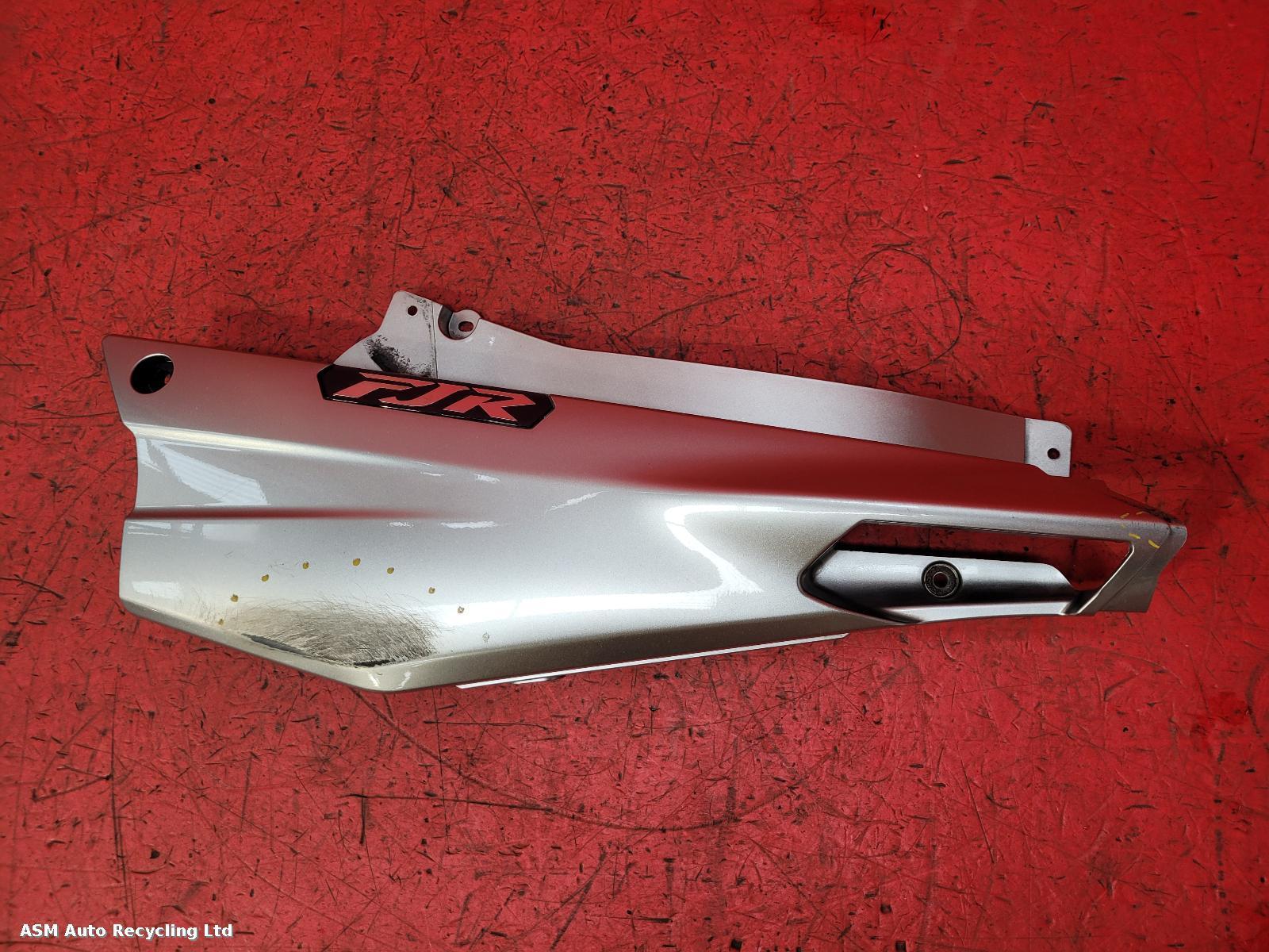 View Auto part Side Panel Left Yamaha Fjr1300 2006