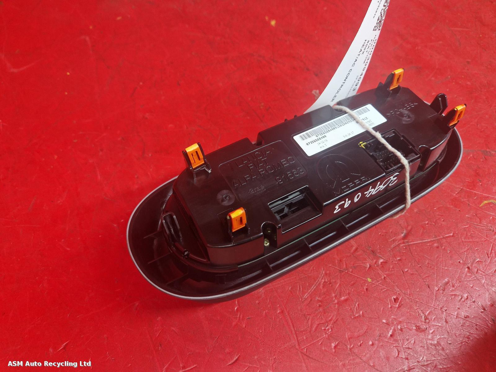 View Auto part Heater/AC Controller Fiat 500x 2017