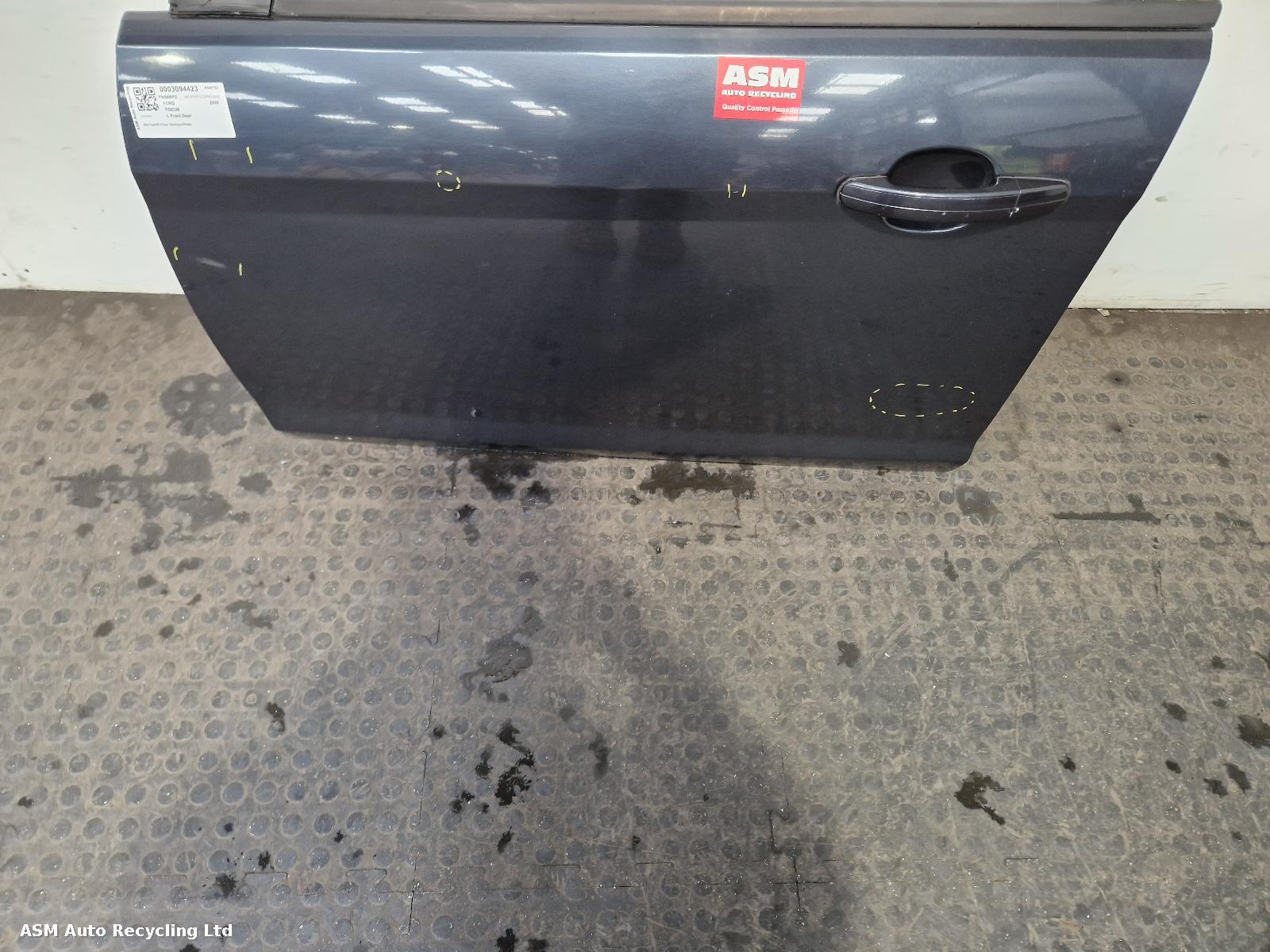 View Auto part L Front Door Ford Focus 2008