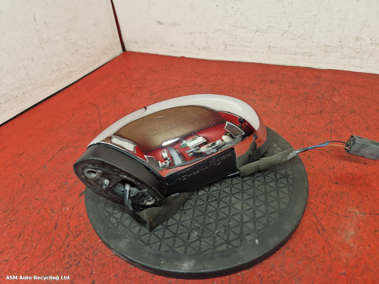 View Auto part L Door Mirror Mazda Mx5 2000